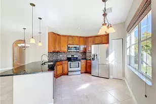 211 SW Deleon Springs Dr, Port Saint Lucie, FL 34986 - Photo 11