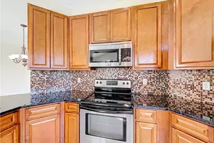 211 SW Deleon Springs Dr, Port Saint Lucie, FL 34986 - Photo 17