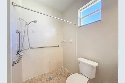 211 SW Deleon Springs Drive, Port Saint Lucie, FL 34986 - Photo 29