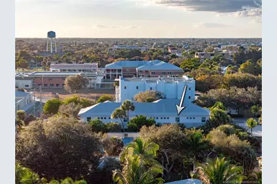 411 SE High School Avenue, Stuart, FL 34994 - Photo 35