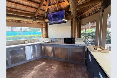 364 NW Chipshot Lane, Port Saint Lucie, FL 34986 - Photo 9