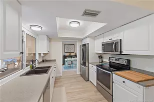 3881 SE Fairway W, Stuart, FL 34997 - Photo 37