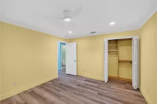 3055 SE Glasgow Dr, Stuart, FL 34997 - Photo 19