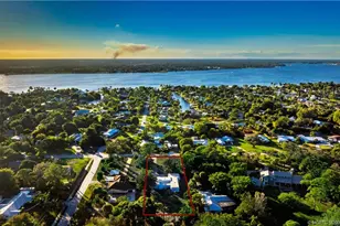 1103 NW Pine Lake Dr, Stuart, FL 34994 - Photo 9