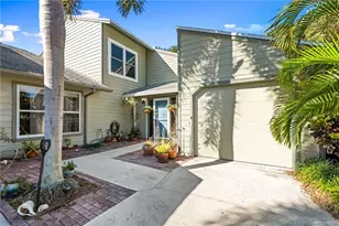 890 NE Sandalwood Pl, Jensen Beach, FL 34957 - Photo 1