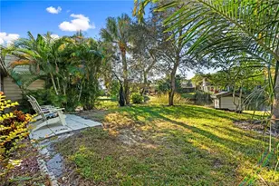 890 NE Sandalwood Pl, Jensen Beach, FL 34957 - Photo 47