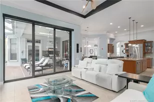 8104 SE Sand Crane Pl, Hobe Sound, FL 33455 - Photo 15