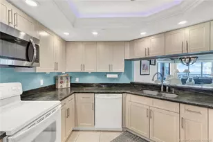 8880 S Ocean Dr, Jensen Beach, FL 34957 - Photo 23