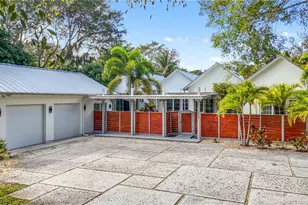 224 SE Wells Dr, Stuart, FL 34996 - Photo 3