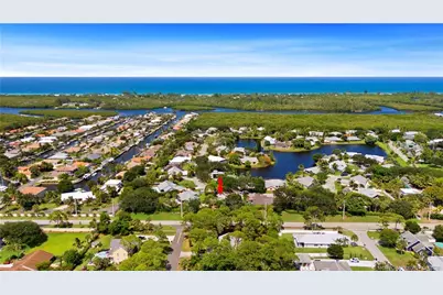 10380 SE Jupiter Narrows Drive, Hobe Sound, FL 33455 - Photo 35