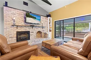 10380 SE Jupiter Narrows Dr, Hobe Sound, FL 33455 - Photo 11