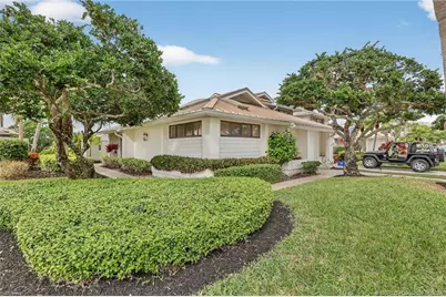 5627 SE Foxcross Place, Stuart, FL 34997 - Photo 1