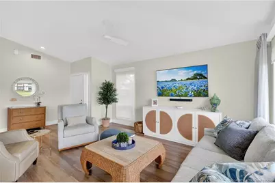 5627 SE Foxcross Place, Stuart, FL 34997 - Photo 13