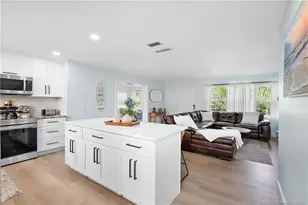 901 SE Madison Ave, Stuart, FL 34996 - Photo 13