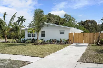 901 SE Madison Avenue, Stuart, FL 34996 - Photo 41