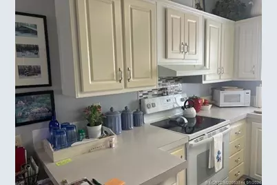 6158 N Guava Lane, Lantana, FL 33462 - Photo 7