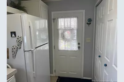 6158 N Guava Lane, Lantana, FL 33462 - Photo 11