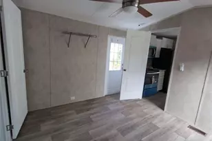 2423 NE Palm Ave, Jensen Beach, FL 34957 - Photo 7