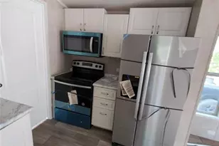 2423 NE Palm Ave, Jensen Beach, FL 34957 - Photo 7