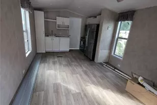 2423 NE Palm Ave, Jensen Beach, FL 34957 - Photo 3