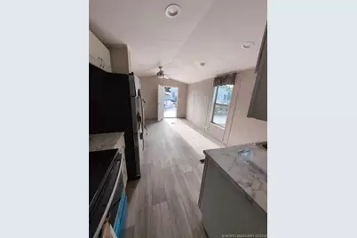 2423 NE Palm Avenue #20, Jensen Beach, FL 34957 - Photo 33