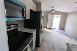 2423 NE Palm Ave, Jensen Beach, FL 34957 - Photo 15