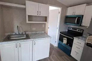 2423 NE Palm Ave, Jensen Beach, FL 34957 - Photo 23