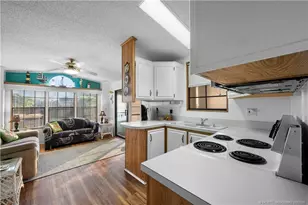 10851 S Ocean Dr, Jensen Beach, FL 34957 - Photo 9