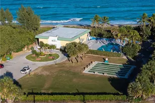 10851 S Ocean Dr, Jensen Beach, FL 34957 - Photo 35