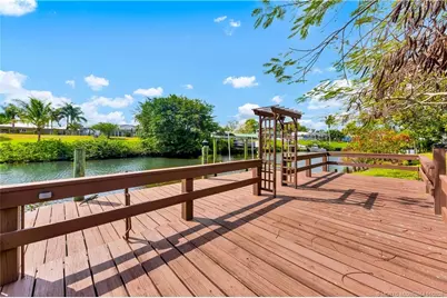 649 SE Calmoso Drive, Port Saint Lucie, FL 34983 - Photo 25