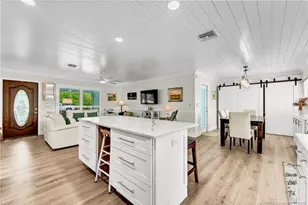 649 SE Calmoso Dr, Port Saint Lucie, FL 34983 - Photo 11