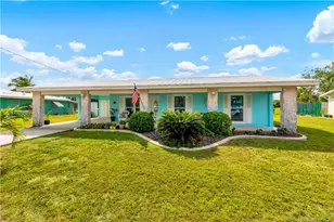 649 SE Calmoso Dr, Port Saint Lucie, FL 34983 - Photo 3