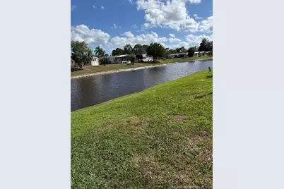 8204 E Bitterbush Lane, Port Saint Lucie, FL 34952 - Photo 5