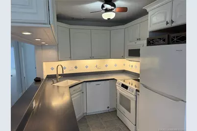 2600 SE Ocean Boulevard #E4, Stuart, FL 34996 - Photo 5