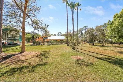 10941 SW Hawkview Circle, Stuart, FL 34997 - Photo 9