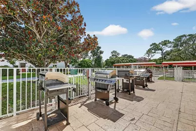 2600 SE Ocean Boulevard #M10, Stuart, FL 34996 - Photo 23