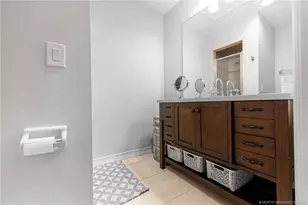 3204 SE Guenevere Ln, Port Saint Lucie, FL 34952 - Photo 17