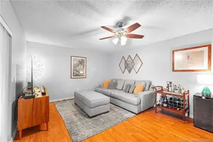 3204 SE Guenevere Ln, Port Saint Lucie, FL 34952 - Photo 9