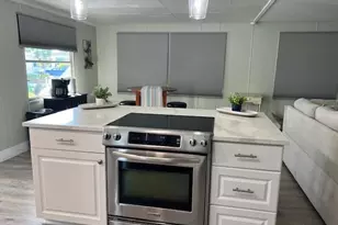 4144 2nd Ct, Lantana, FL 33467 - Photo 3