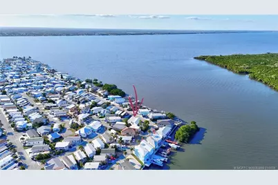 462 Nettles Boulevard, Jensen Beach, FL 34957 - Photo 17