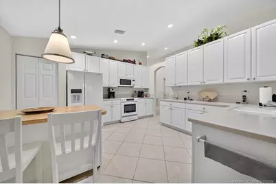 871 SE Westminster Place, Stuart, FL 34997 - Photo 15