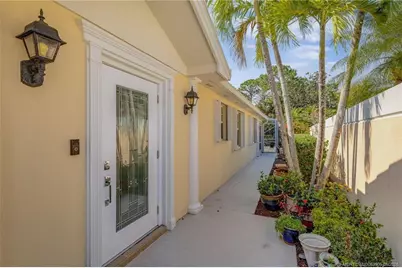 8522 SE Retreat Drive, Hobe Sound, FL 33455 - Photo 3