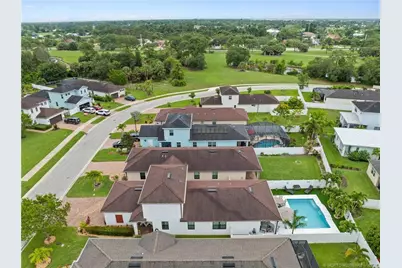 260 SE Via Visconti, Port Saint Lucie, FL 34952 - Photo 45