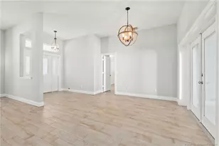 449 SE Southwood Trail, Stuart, FL 34997 - Photo 9