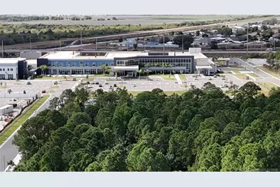 608 SE Dean Terrace, Port Saint Lucie, FL 34984 - Photo 51