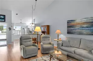 7624 SE Sugar Sand Cir, Hobe Sound, FL 33455 - Photo 3