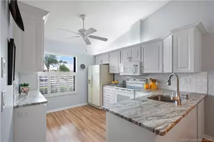 7624 SE Sugar Sand Cir, Hobe Sound, FL 33455 - Photo 1