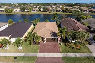 1911 SW Jamesport Dr, Port Saint Lucie, FL 34953 - Photo 3