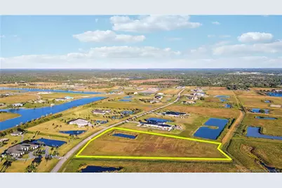 6201 SW Saddlebrook Lane, Palm City, FL 34990 - Photo 7