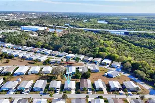 551 Barb Ann Ln, Port Saint Lucie, FL 34952 - Photo 9